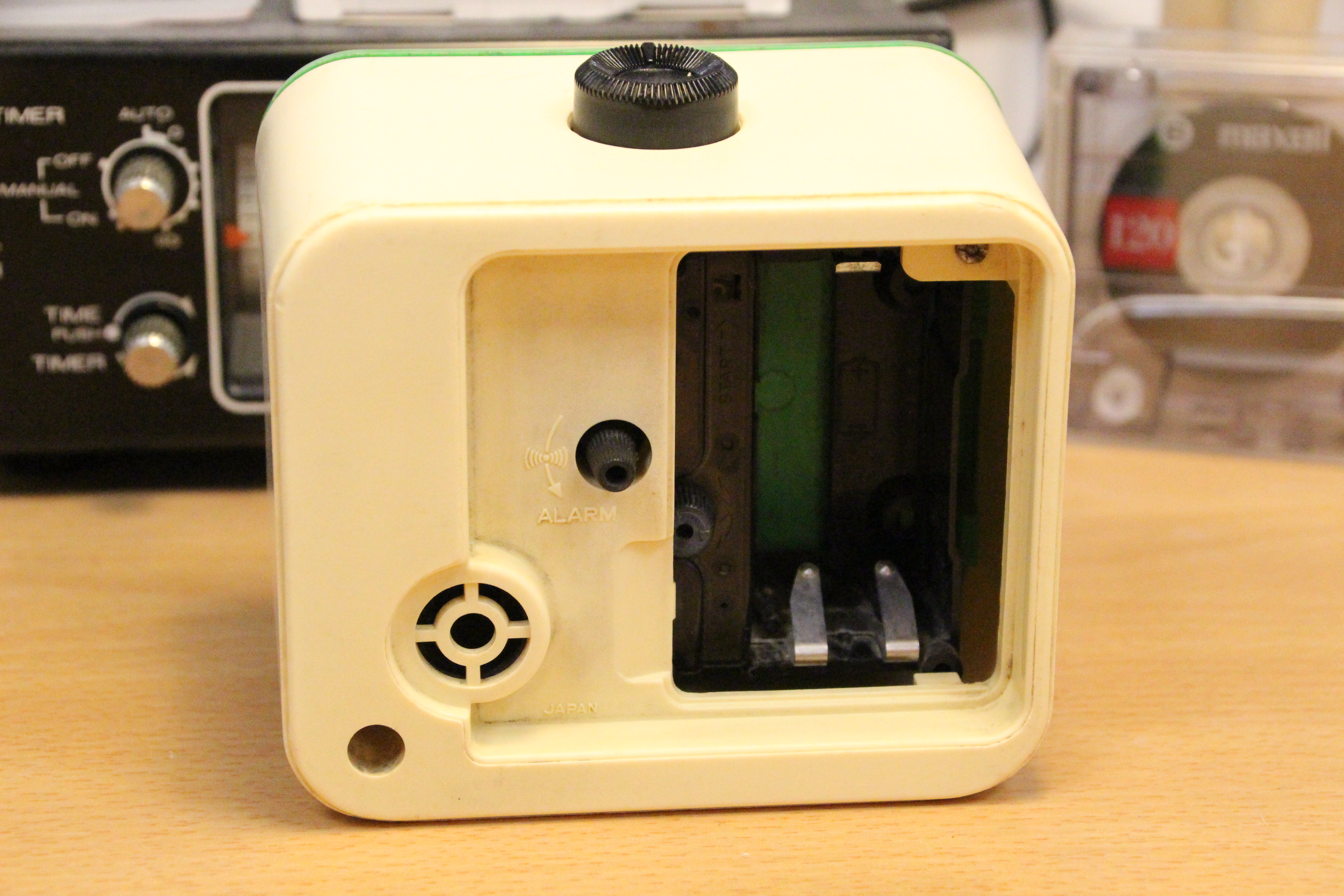 離家出走的電池蓋